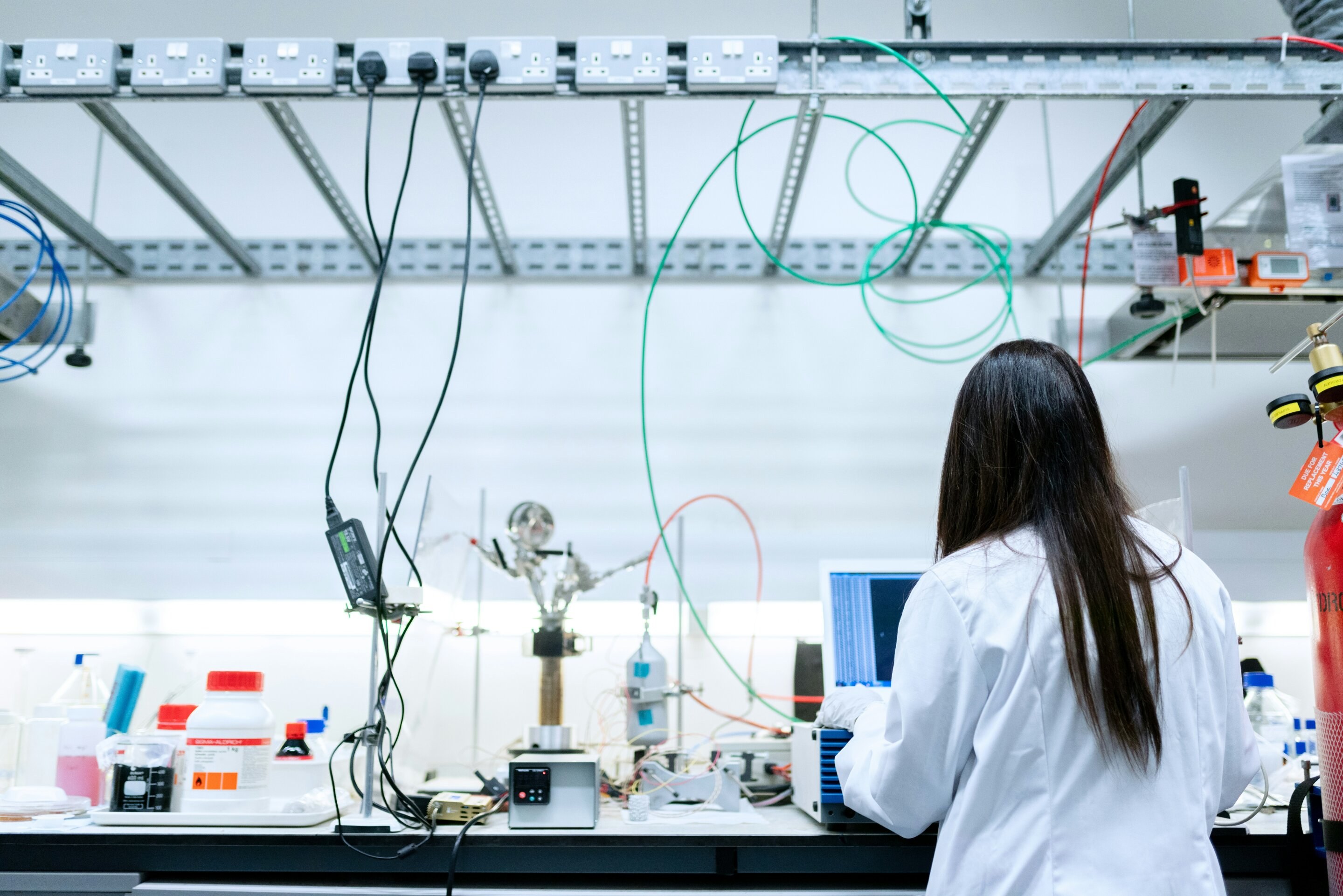 Unattended AI Agents Cannot Deliver End-to-End Scientific Breakthroughs