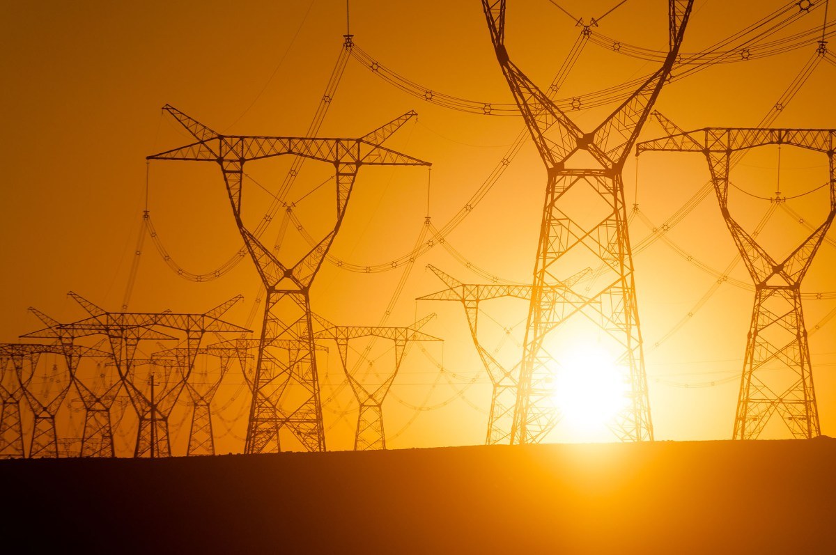 US grid operators mandate forced shutdowns for AI data centers as power fails